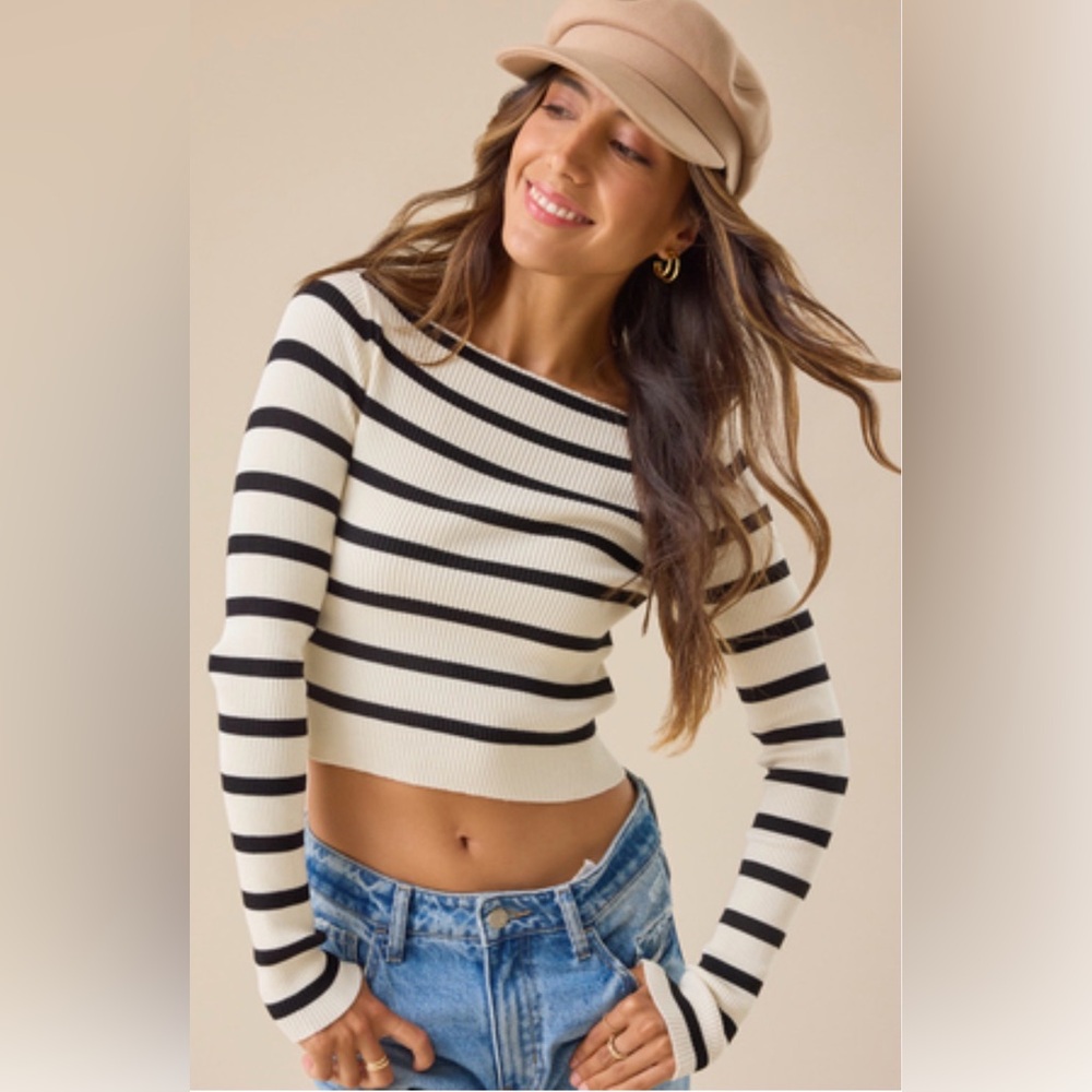 Pull&Bear Black and White Striped Sweater